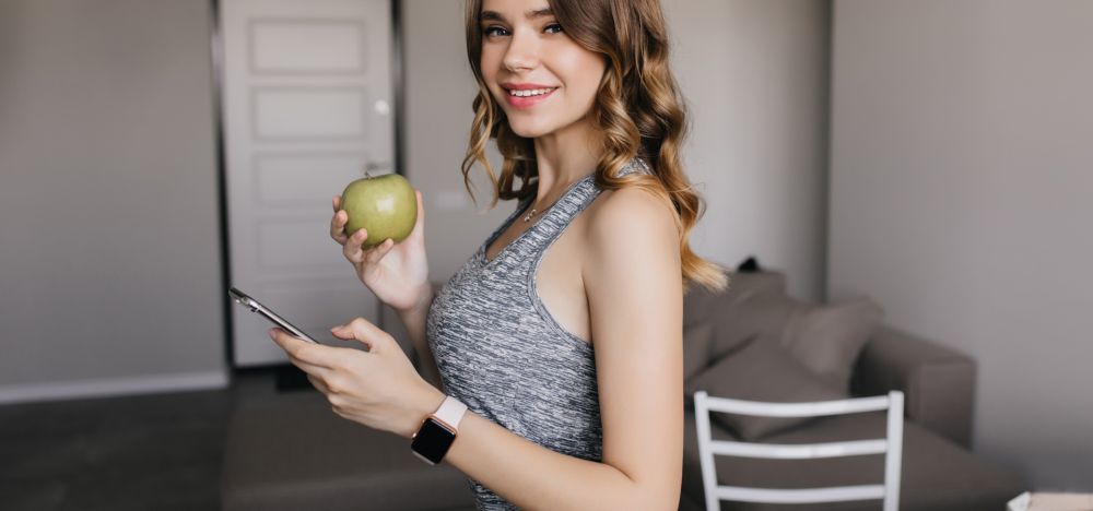 Фотографии Google Pixel Watch 4 vs Apple Watch Series 11 — битва за лидерство